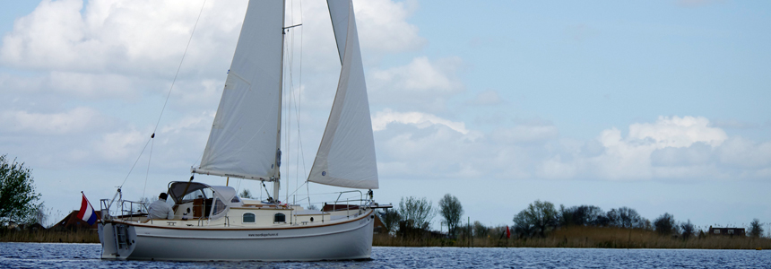 UFO zeilboot huren Friesland